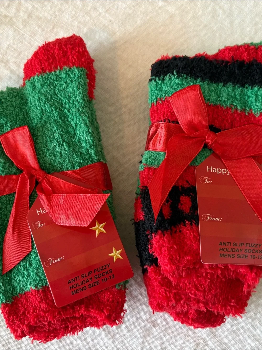 Cozy Holiday Fuzzy Socks - Red & Green - 2 pairs